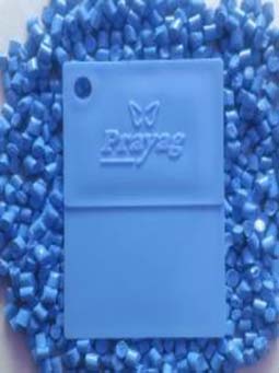 light-blue-masterbatch