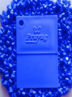 royal-blue-masterbatch